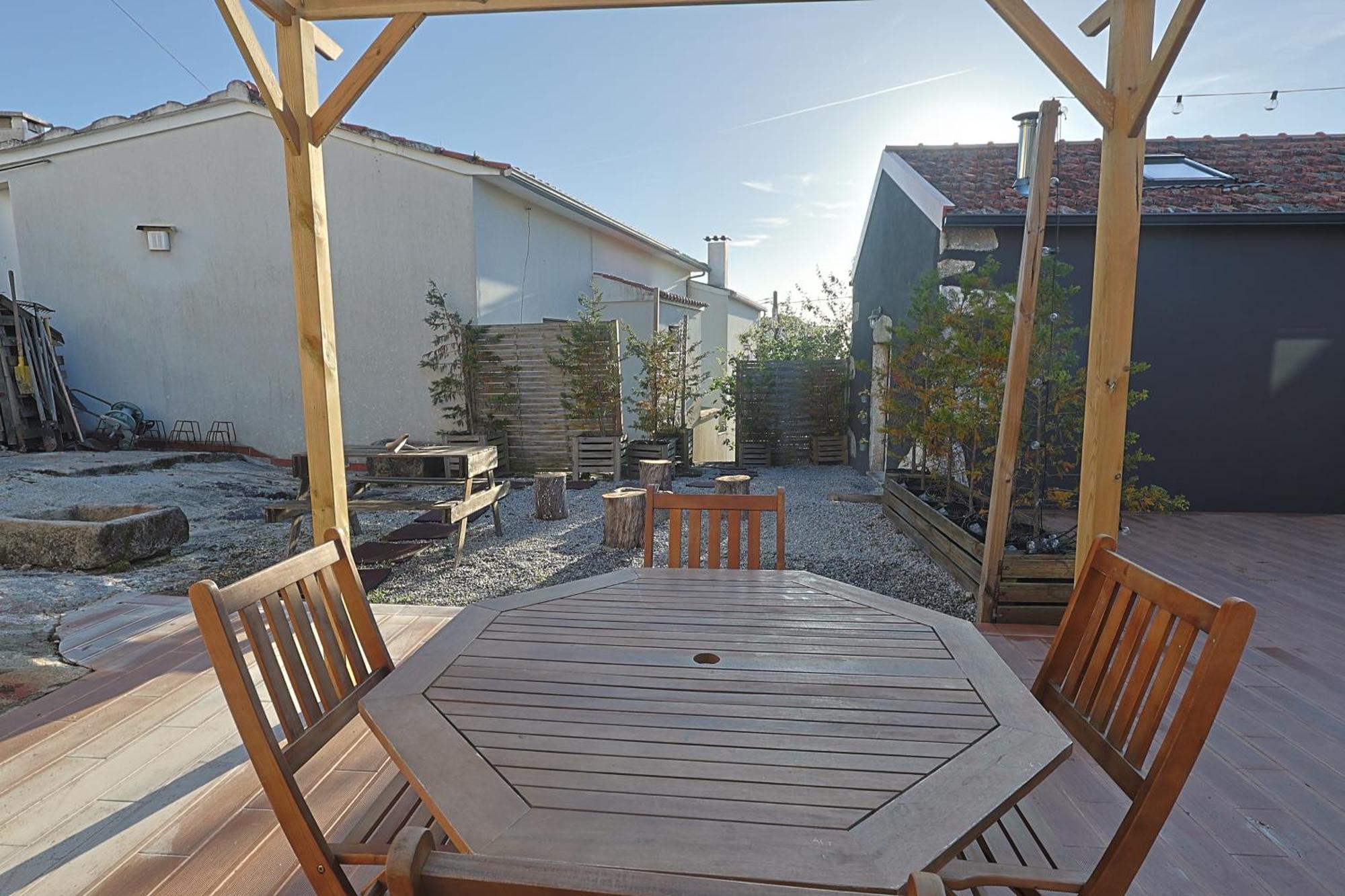 I Loft Viana Villa เวียนา โด กัสเตโล ภายนอก รูปภาพ